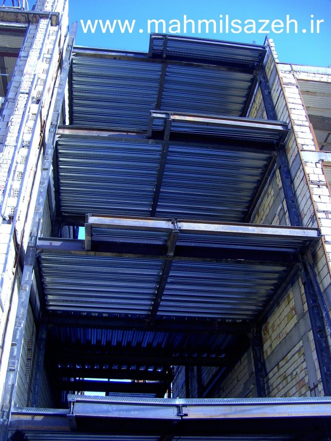 اجرای عرشه فولادی