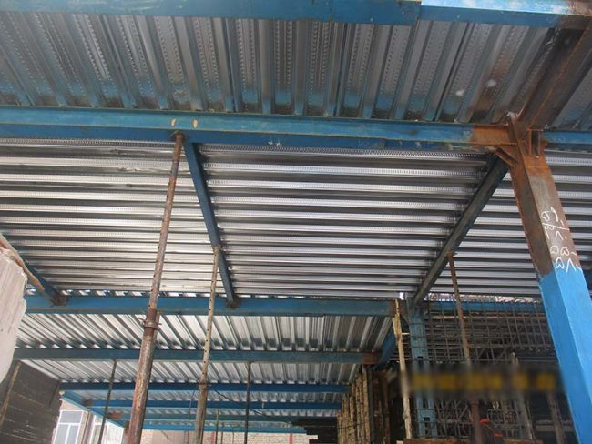 Steel deck roof1 محاسبه و اجرای سقف عرشه فولادی