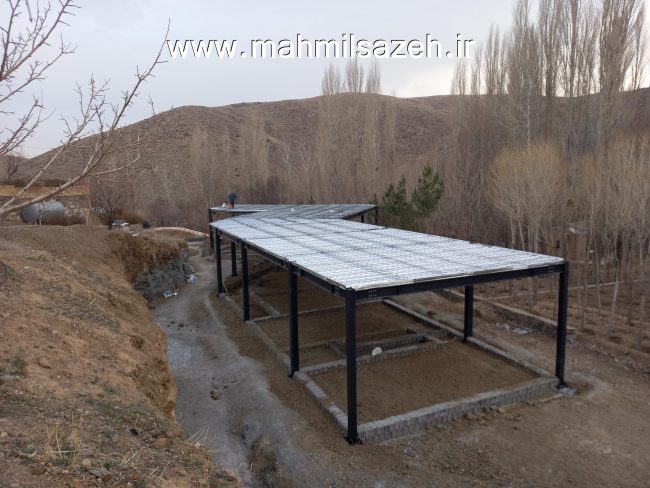 اجرای سقف عرشه فولادی در مزرعه واشیه در قاهان